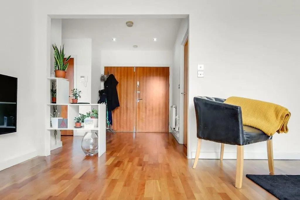 Spacious Modern Flat In The Heart Of Shoreditch London United Kingdom